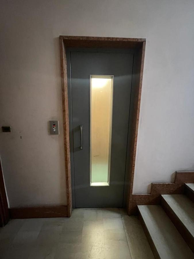 Fantastico Appartamento A Pochi Passi Dalla Metro Turyn Zewnętrze zdjęcie