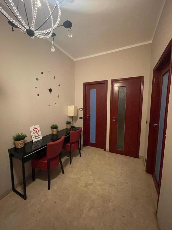 Fantastico Appartamento A Pochi Passi Dalla Metro Turyn Zewnętrze zdjęcie